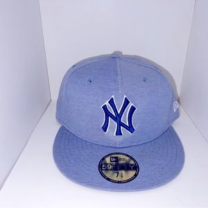 Blue New York New Era fitted size 7 3/8 excellent condition